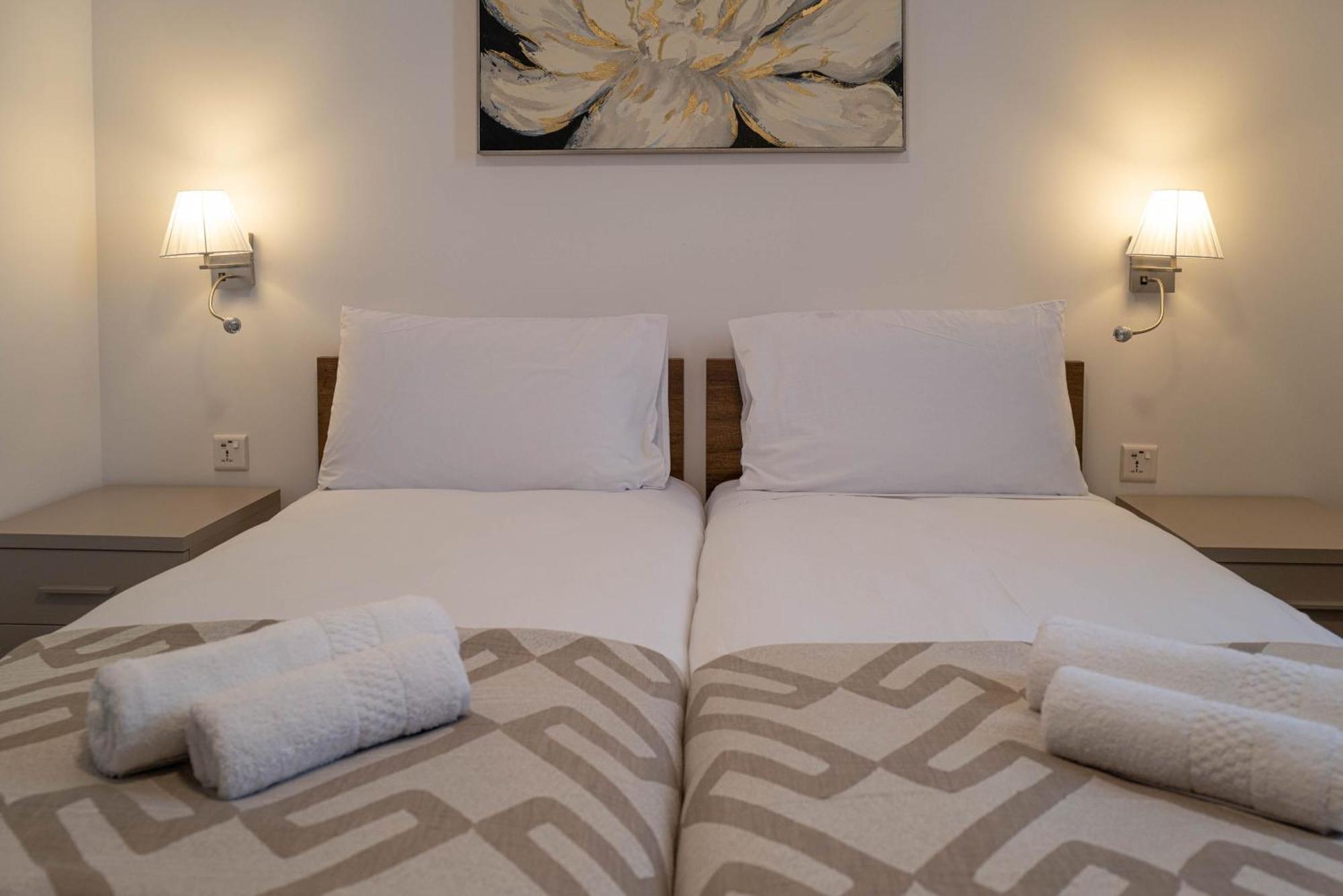 Portside Lodge Marsaskala Extérieur photo