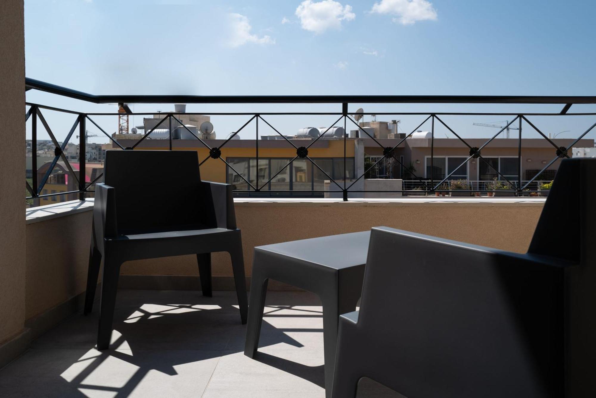 Portside Lodge Marsaskala Extérieur photo