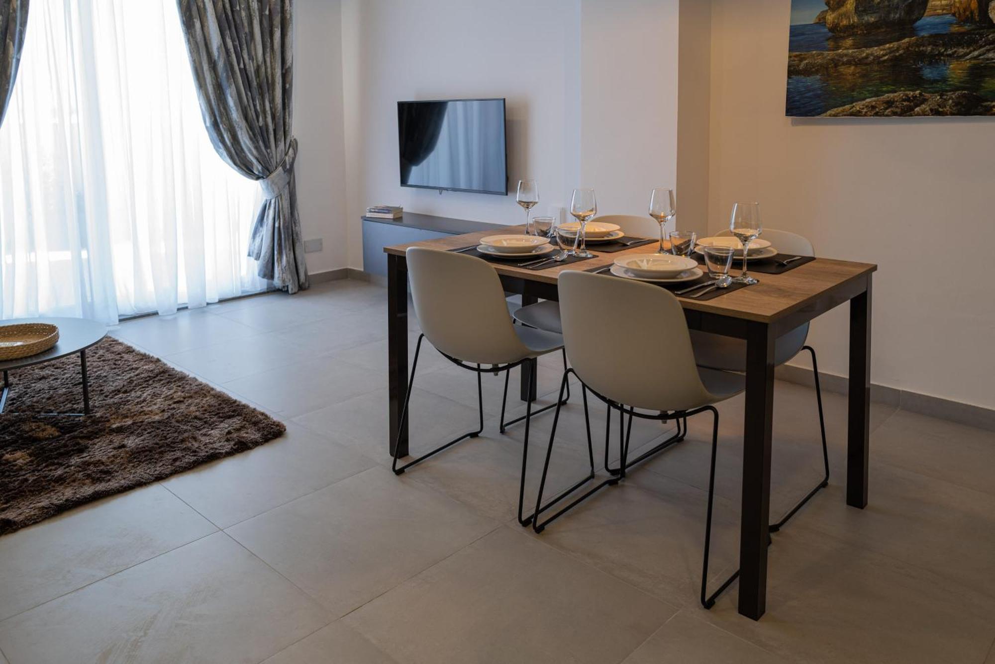 Portside Lodge Marsaskala Extérieur photo